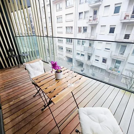 Cosy Terrace Close To Center-limp11 *