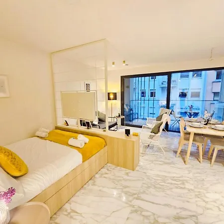 Апартаменты Cosy Terrace Close To Center-limp11