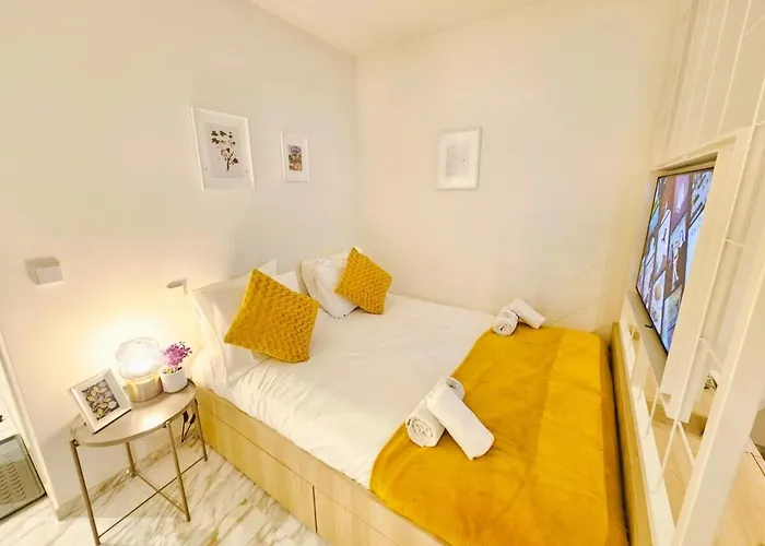 Cosy Terrace Close To Center-limp11 Luxemburgo